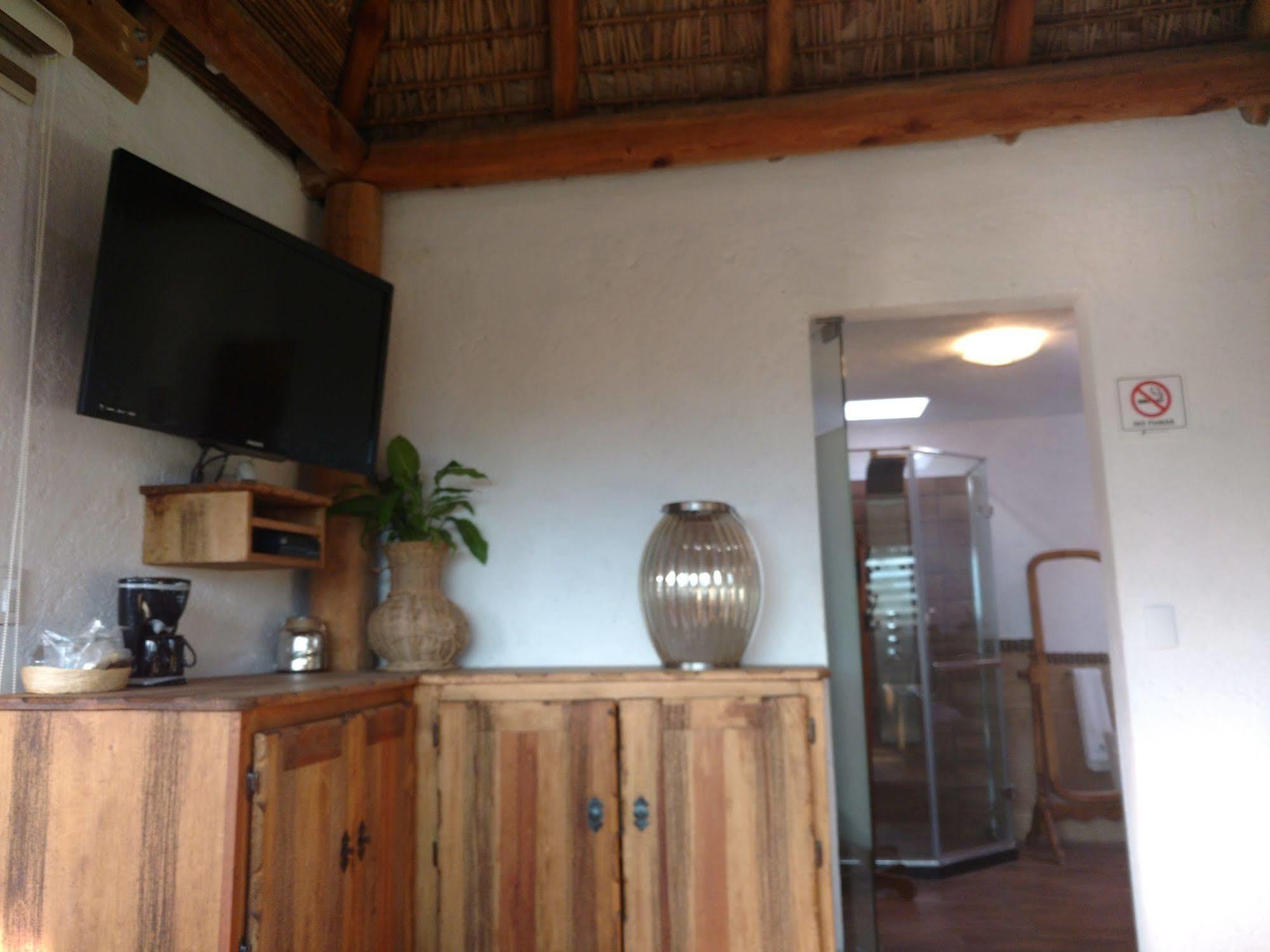 Casa D'Lobo Hotel Boutique Malinalco Exterior photo